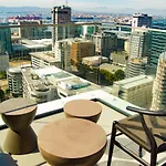 16 On Bree Luxury Studio Apartment With City Mountain Views